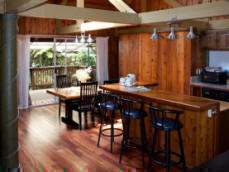 Volcano Country House Dining Room And Bar2 Volcano Vacation Rental: Haiku House, 3BR+/2BA, Jacuzzi
